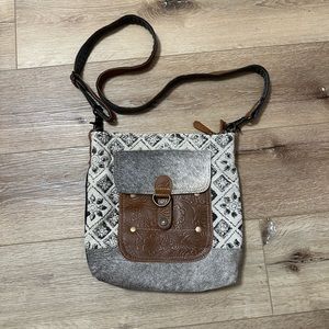 Myra Bag